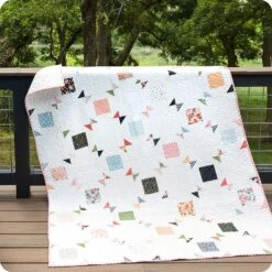 Country Rose Jolly BarLella Boutique For Moda Fabrics -Quilt Muse Shop chinarose qk main copy