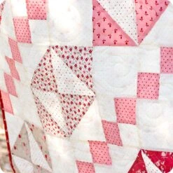 Hedge Roses Quilt KitFeaturing The Flower Farm By Bunny Hill Designs -Quilt Muse Shop hedgeroses cu5