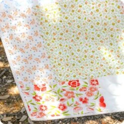 Layer Cake Loop Quilt KitFeaturing Linen Cupboard By Fig Tree Quilts 15 Layer Cake Loop Quilt KitFeaturing Linen Cupboard By Fig Tree Quilts -Quilt Muse Shop layercakeloop cu5 1