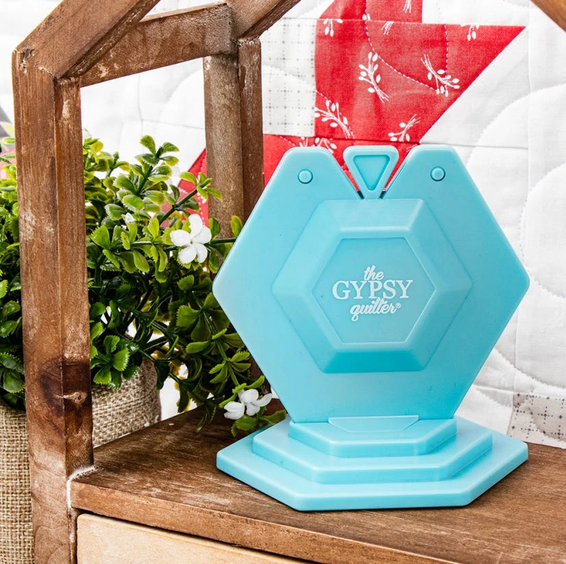 Aqua Chain Piece Thread Cutting GizmoFat Quarter Shop Exclusive 6 Aqua Chain Piece Thread Cutting GizmoFat Quarter Shop Exclusive - Image 4