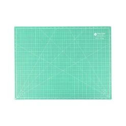 Lori Holt Cute Cuts 18" X 24" Denim And Sea Glass Reversible Cutting MatBee In My Bonnet #STCM-25498 -Quilt Muse Shop stcm 25498 cu2