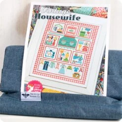 Stitchy StandLori Holt Of Bee In My Bonnet Co. For It's Sew Emma #ISE-824 -Quilt Muse Shop stitchystand 2